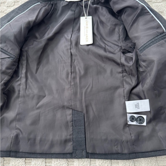 Janie & Jack boy’s suit - Picture 2 of 4